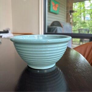 Vintage Rare York Pfaltzgraff Stoneware Pottery Blue Ribbed Mixing Dough Bowl